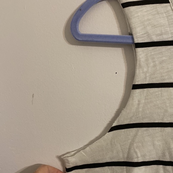 Chaser salt and black striped tie front tank Sz M - Picture 5 of 10
